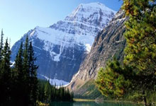 亿万28:东契奇上月场均轰30.1分8.4板8.6助 命中64记三分创湖人单月纪录.